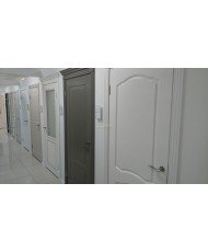 Фото установленной Дверь Версаль-Н Белый ДГ