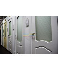Фото установленной Межкомнатная дверь Флори, со стеклом, цвет Белый