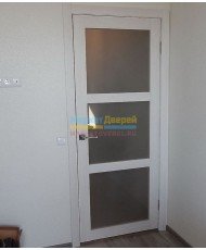 Фото установленной Дверь Z-1 Кремовая лиственница, со стеклом