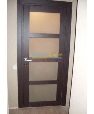 Фото установленной Дверь H-I Дуб палисандр, со стеклом